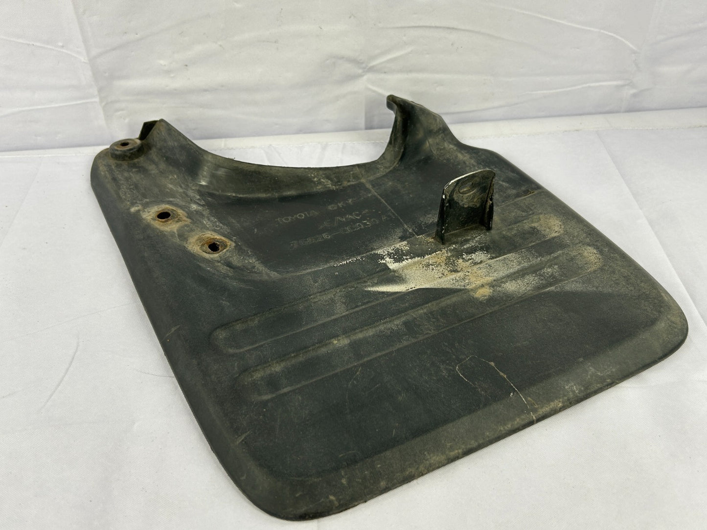 01-07 Toyota Sequoia Rear Left Driver Side Mud Flap Splash Guard OEM 76626-0C030