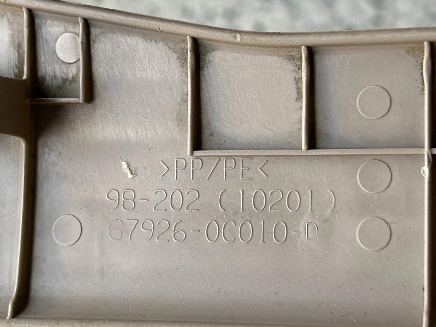 2000-2006 Toyota Tundra Rear Left Side Door Sill Scuff Plate Trim 67926-0C010