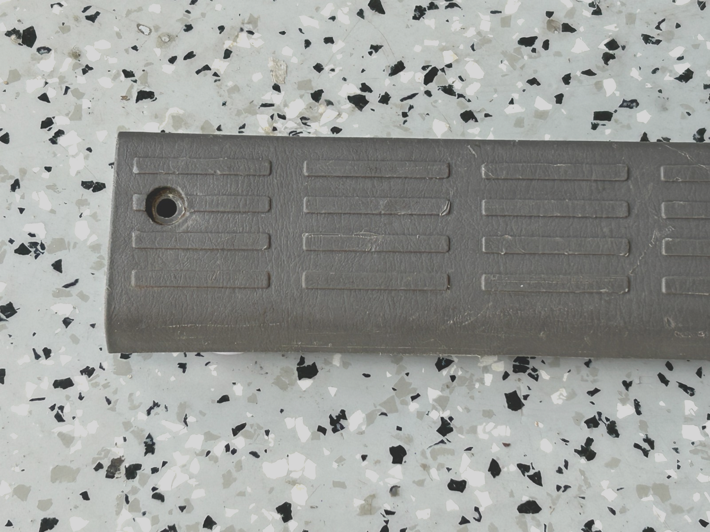 1996-2002 Toyota 4Runner Rear Right Side Door Scuff Plate Trim OEM 67917-35010