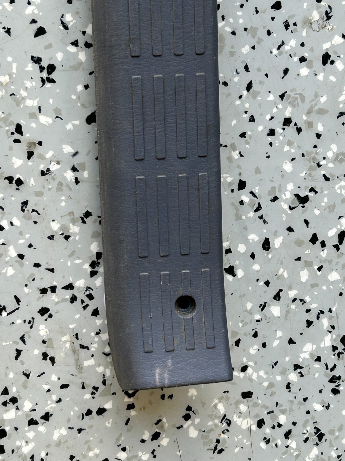 1996-2002 Toyota 4Runner Rear Right Side Door Scuff Plate Trim OEM 67917-35010