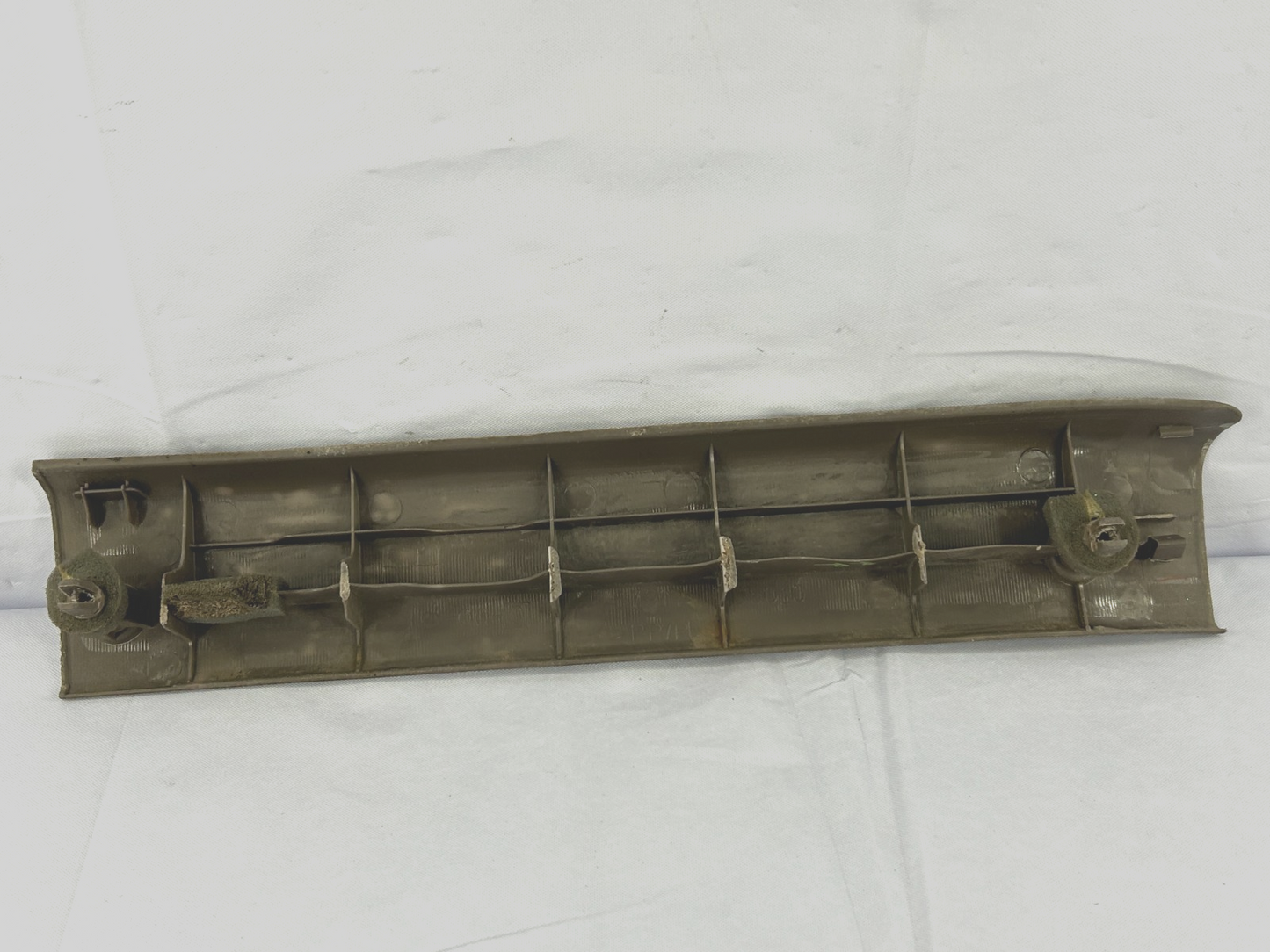 1996-2002 Toyota 4Runner Rear Right Door Sill Scuff Plate Trim OEM 67917-35010