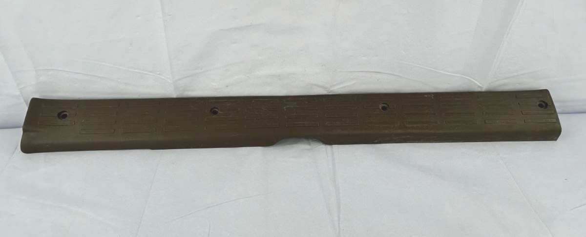 96-02 Toyota 4Runner Front Left Door Sill Scuff Plate Trim OEM 67914-35010