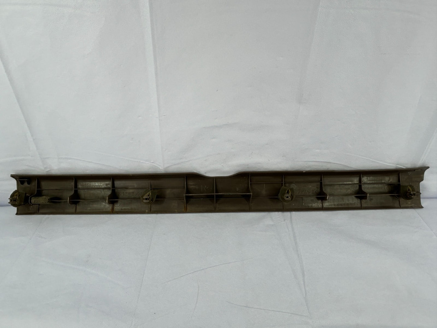 1996-2002 Toyota 4Runner Front Right Passenger Door Sill Scuff Plate Trim OEM