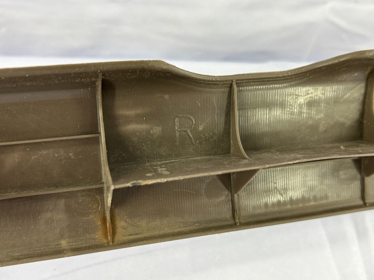 1996-2002 Toyota 4Runner Front Right Door Sill Scuff Plate Trim OEM 67913-35010