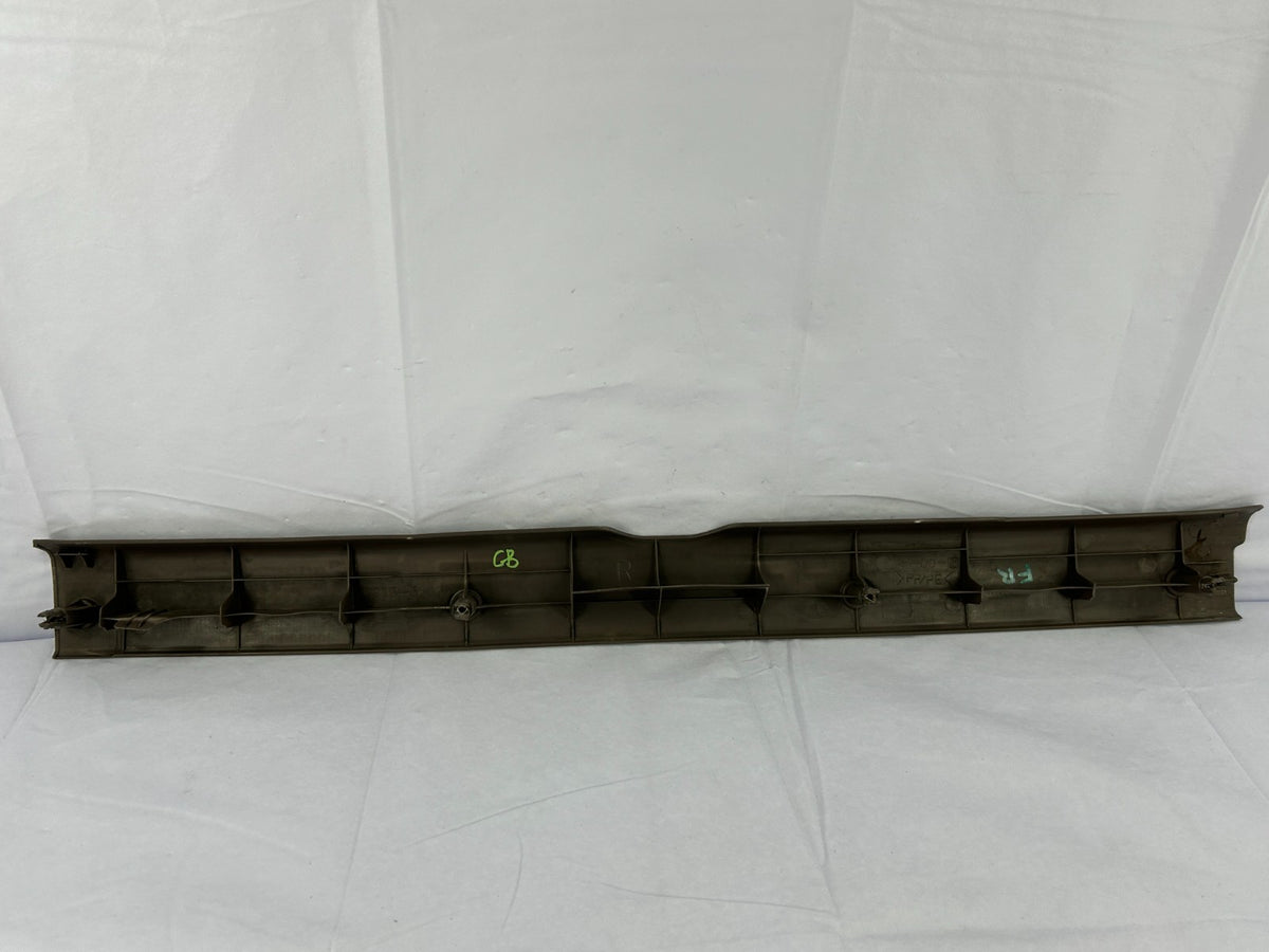 1996-2002 Toyota 4Runner Front Right Door Sill Scuff Plate Trim OEM 67913-35010