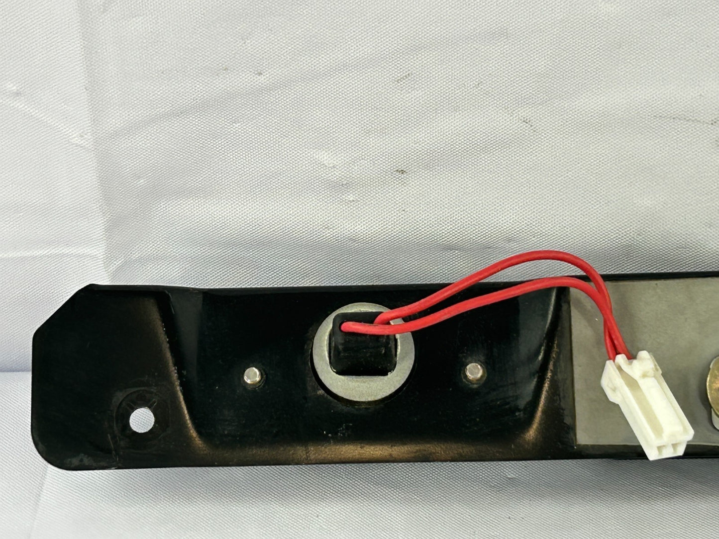 2000-2004 Subaru Outback License Plate Tag Light & Hatch Handle OEM 84301AE02A