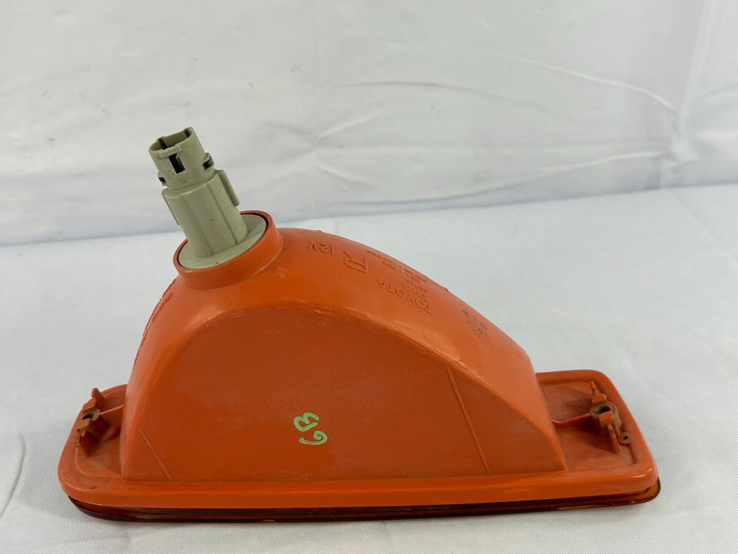 1999-2002 Toyota 4Runner Front Right Side Turn Signal Bumper Light Lamp OEM