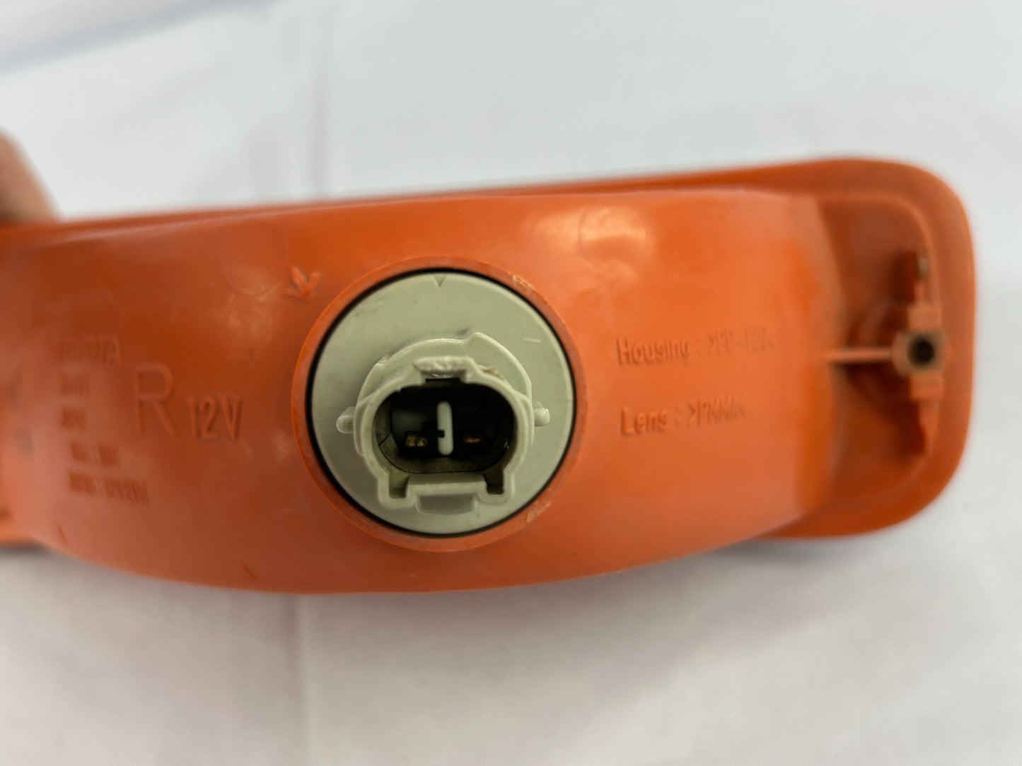 1999-2002 Toyota 4Runner Front Right Side Turn Signal Bumper Light Lamp OEM