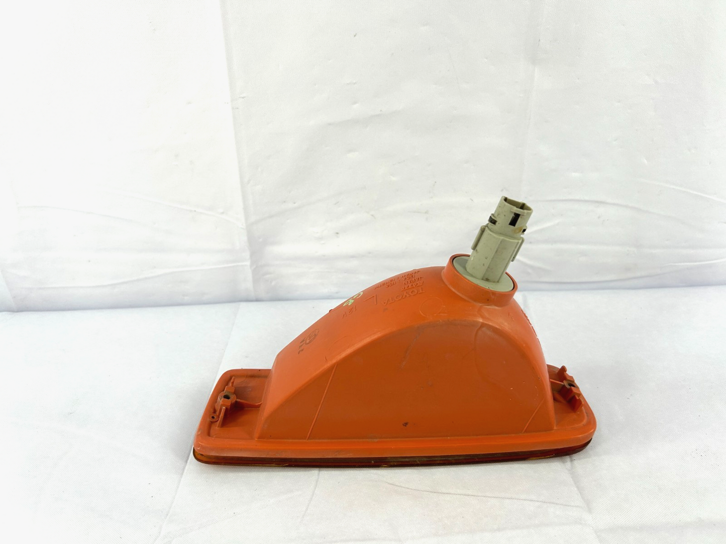 1999-2002 Toyota 4Runner Front Left Side Turn Signal Bumper Light OE 81520-35120