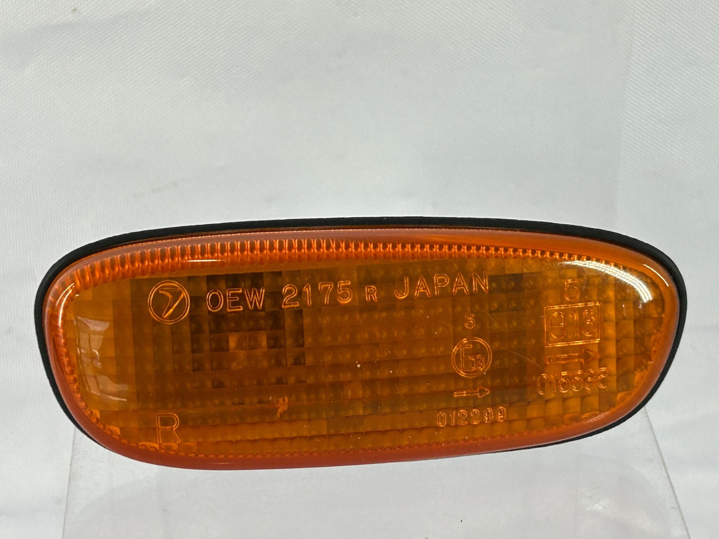 2000-2001 Subaru Impreza Right Side Fender Marker Blinker Light OEM 84401FA010