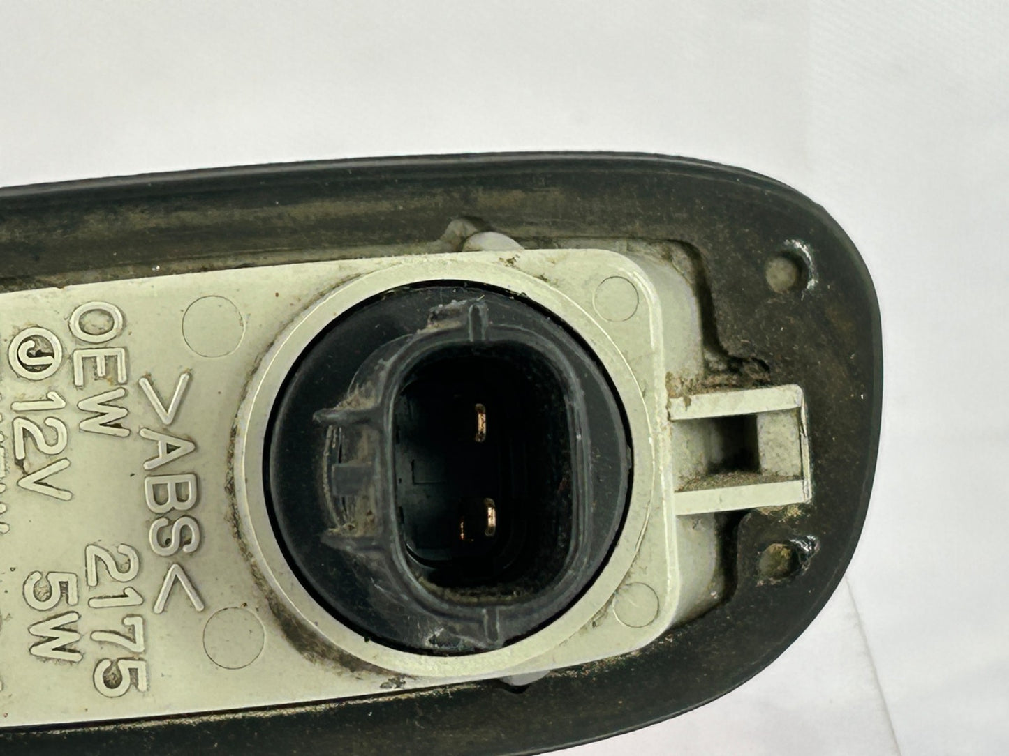 2000-2001 Subaru Impreza Right Side Fender Marker Blinker Light OEM 84401FA010