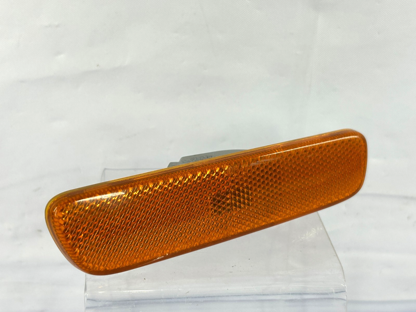 1999-2003 Lexus RX300 Right Side Fender Marker Turn Signal Light OEM 81731-48010