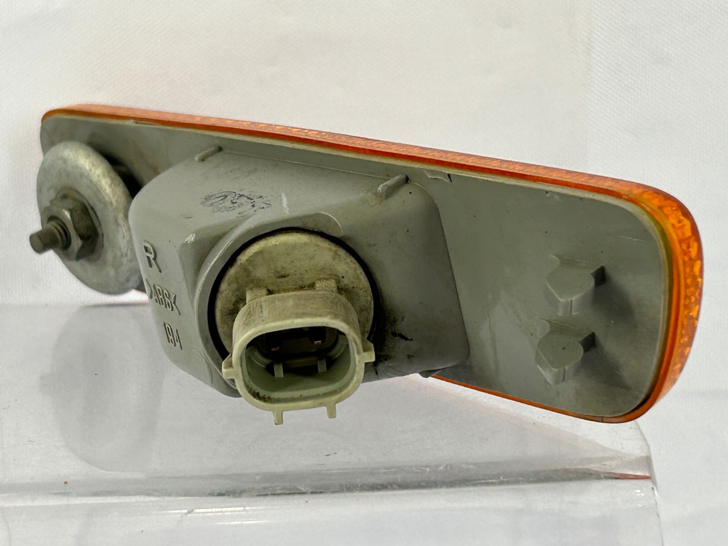 1999-2003 Lexus RX300 Right Side Fender Marker Turn Signal Light OEM 81731-48010