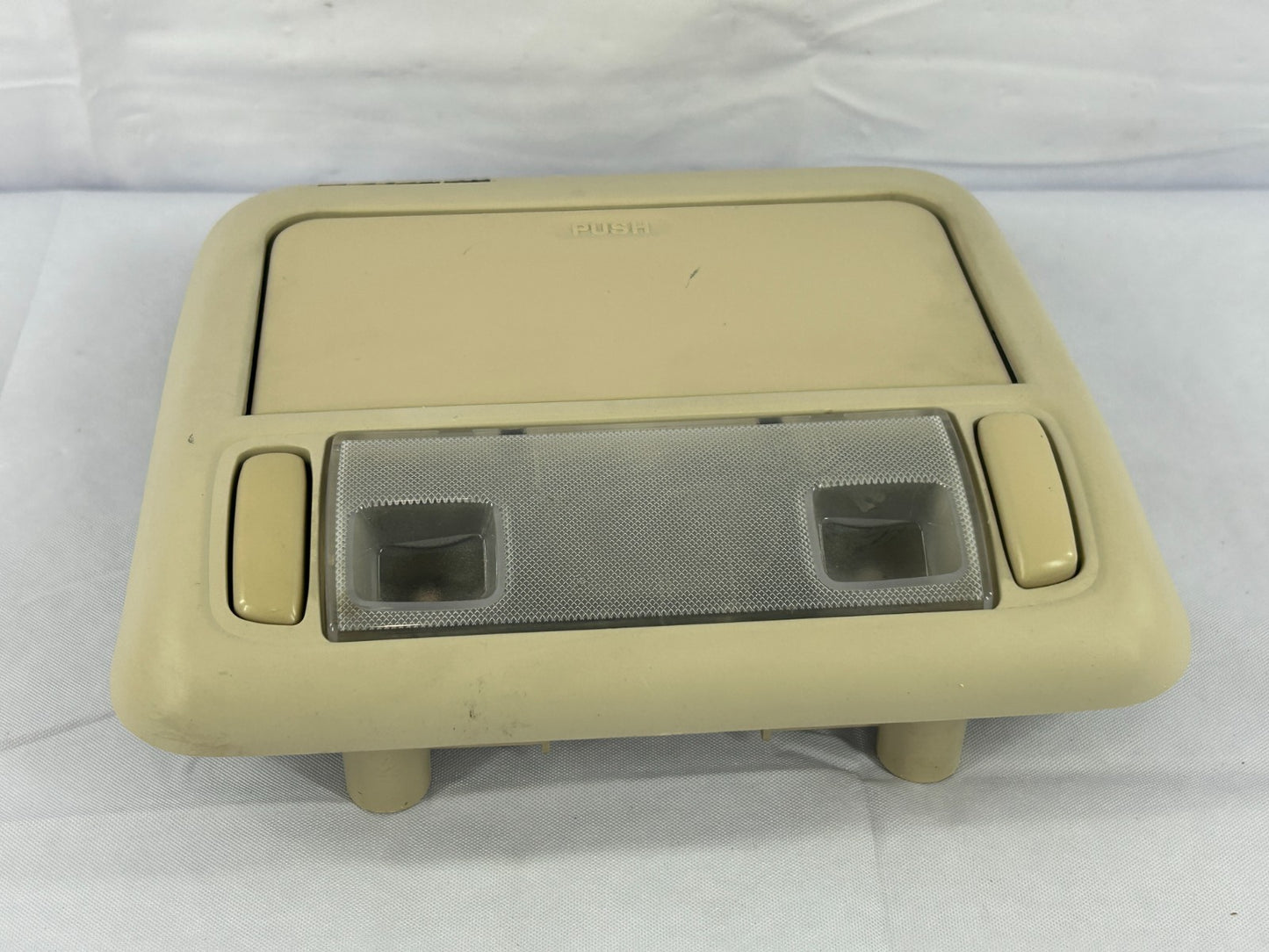 2000-2004 Subaru Outback Overhead Console Dome Light Glasses OEM 92151AC000GF