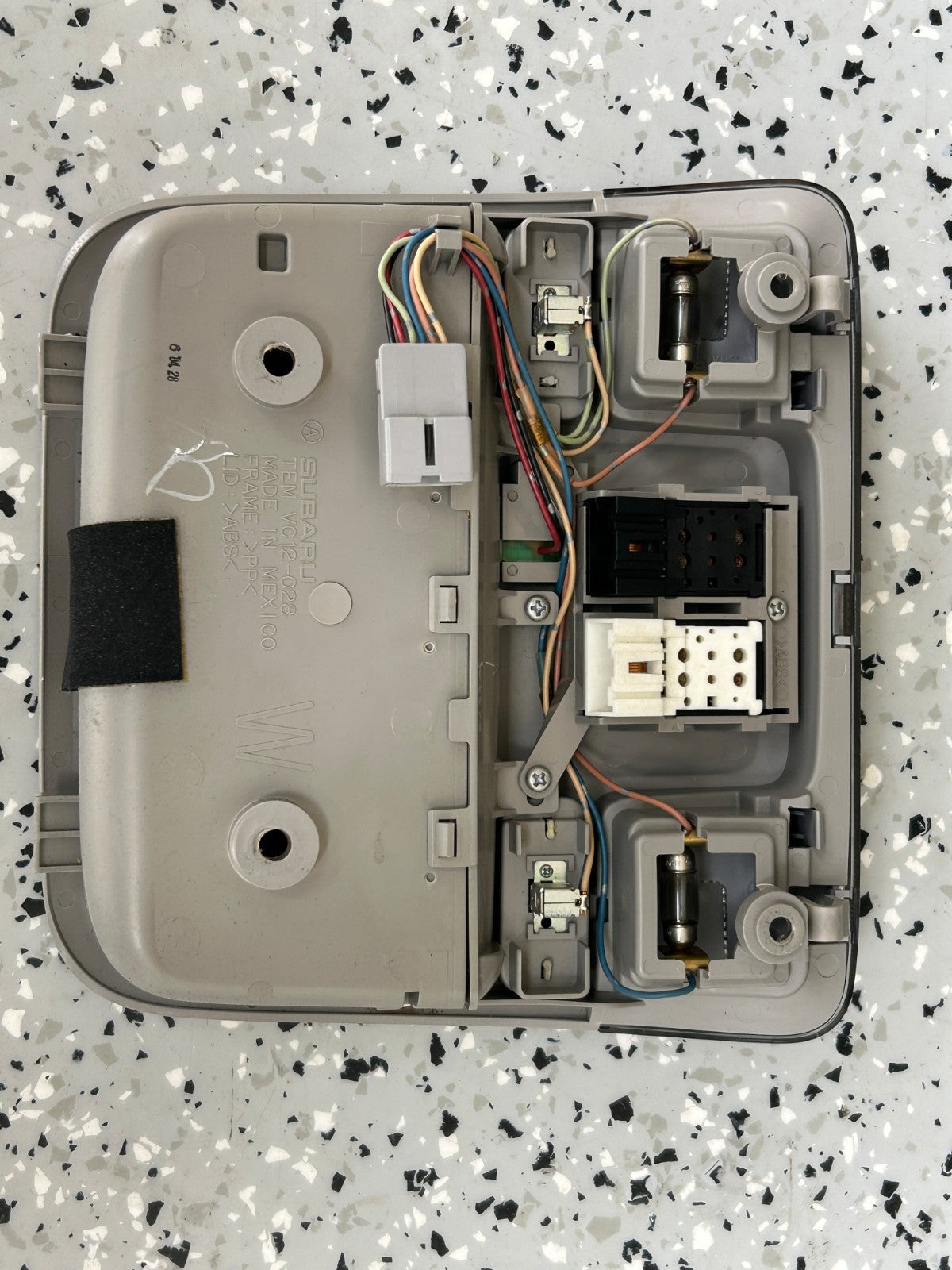 2006-2007 Subaru Tribeca Overhead Roof Console Sunroof Switch OEM 92151XA00AMV