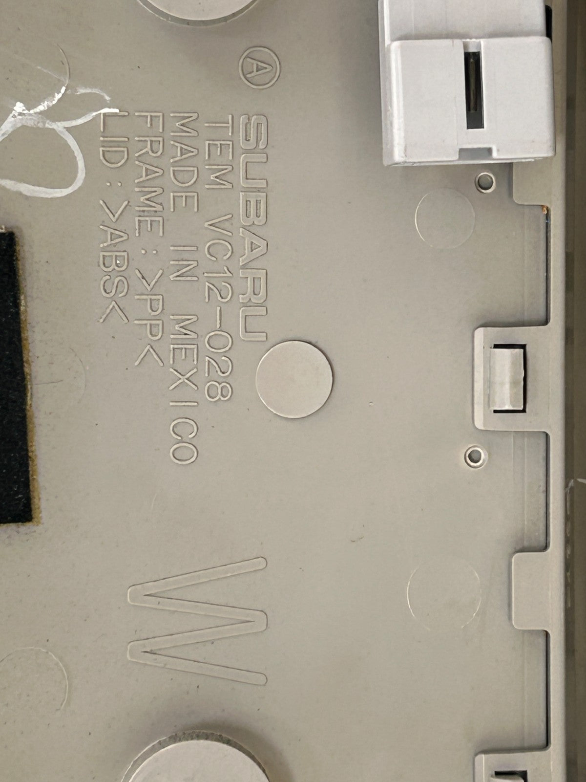 2006-2007 Subaru Tribeca Overhead Roof Console Sunroof Switch OEM 92151XA00AMV