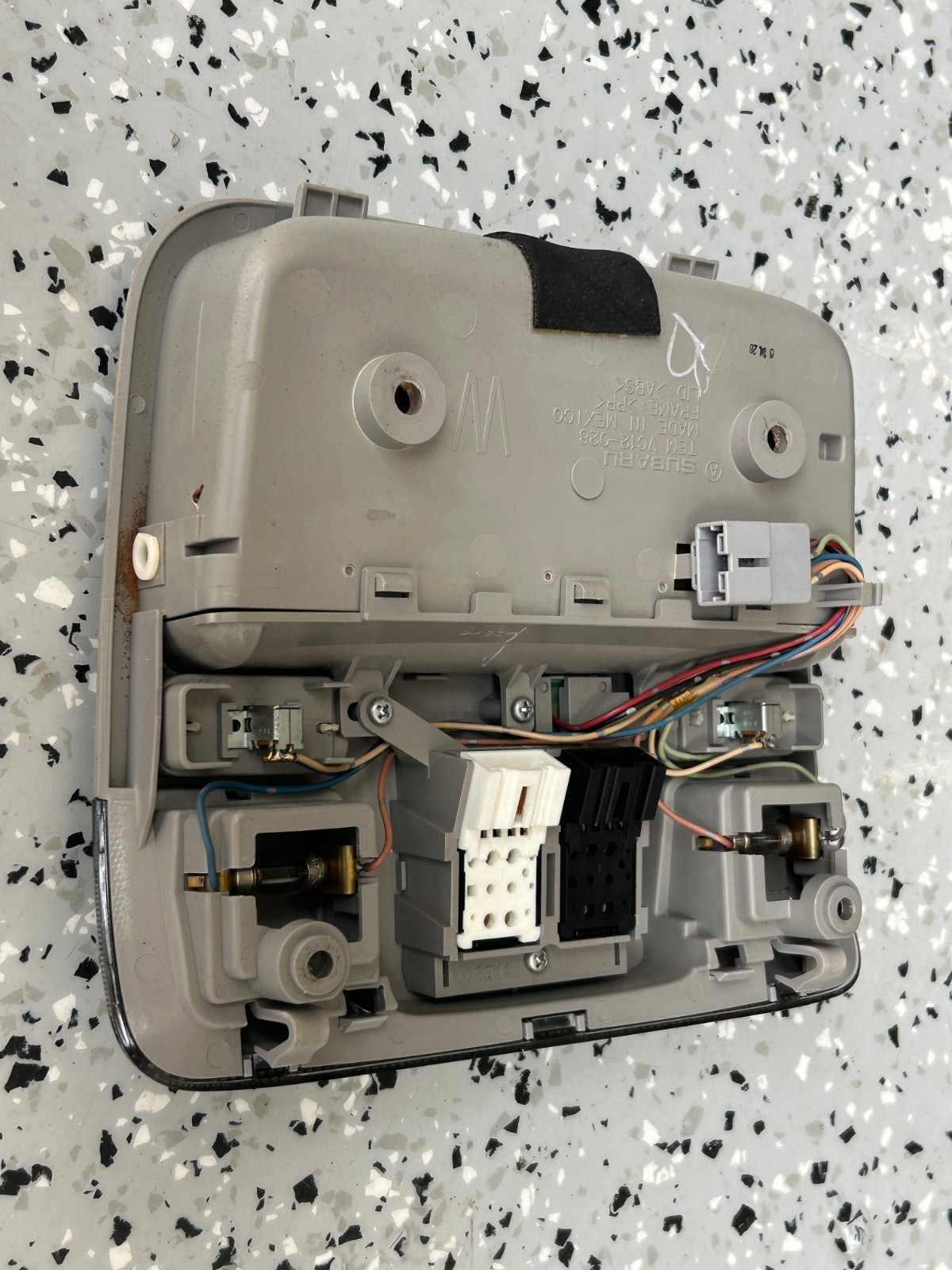 2006-2007 Subaru Tribeca Overhead Roof Console Sunroof Switch OEM 92151XA00AMV