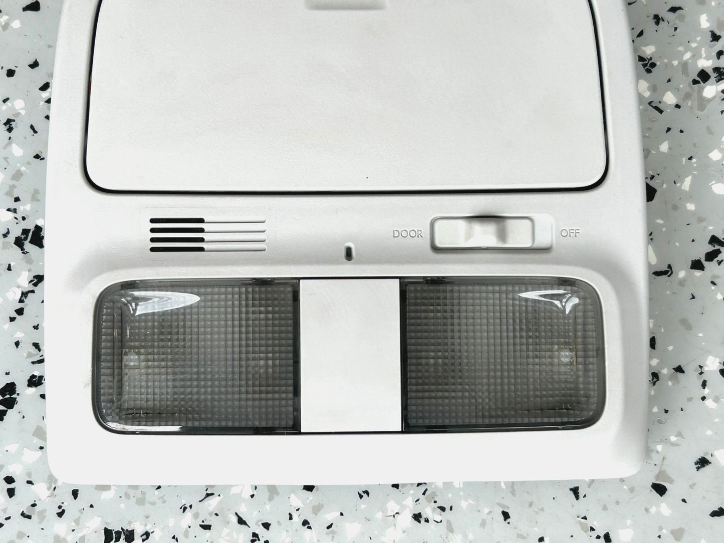 2010-2013 Subaru Forester Overhead Console Dome Light Gray OEM 92151SC020