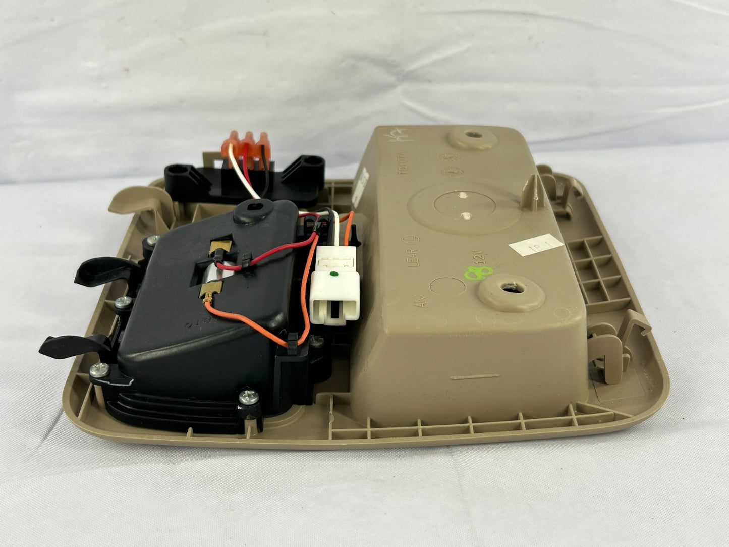 1998-2003 Toyota Sienna Overhead Console Dome Map Light Beige OEM 81260-AE020