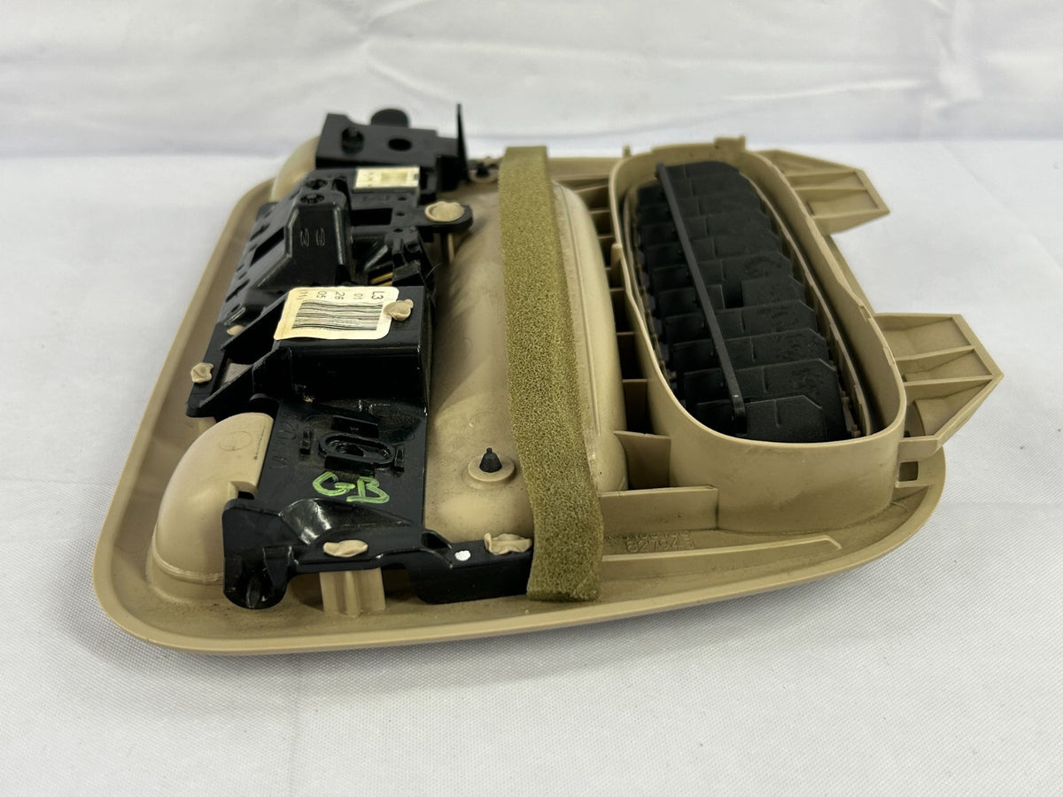 04-10 Toyota Sienna 3rd Row Left Air Register Vent Dome Light OEM 63620-08080