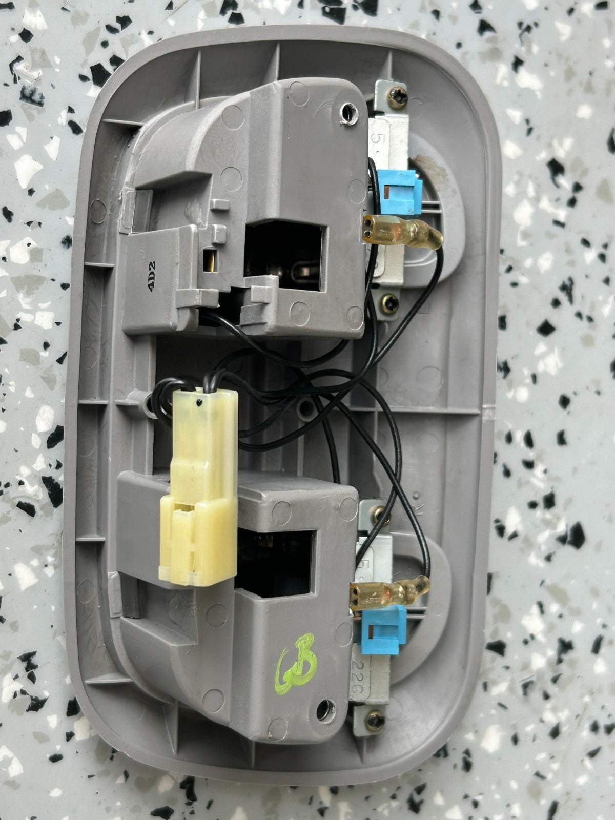 2005-2007 Subaru Impreza Overhead Console Dome Map Light Gray OEM 84621AE011NE