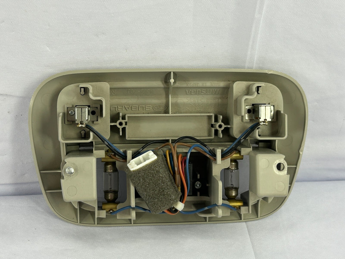 2016-2017 Subaru Crosstrek Overhead Map Light Lamp Assembly OEM 84621FJ051ME