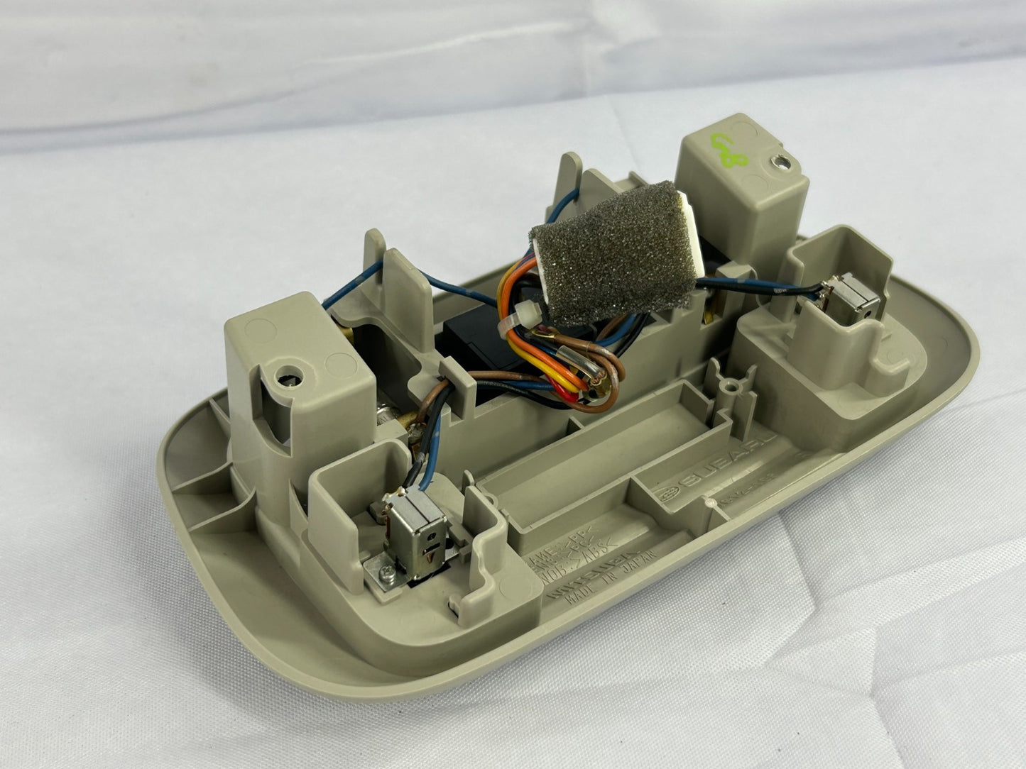 2016 Subaru Impreza Overhead Console Map Light Lamp Assembly OEM 84621FJ051ME