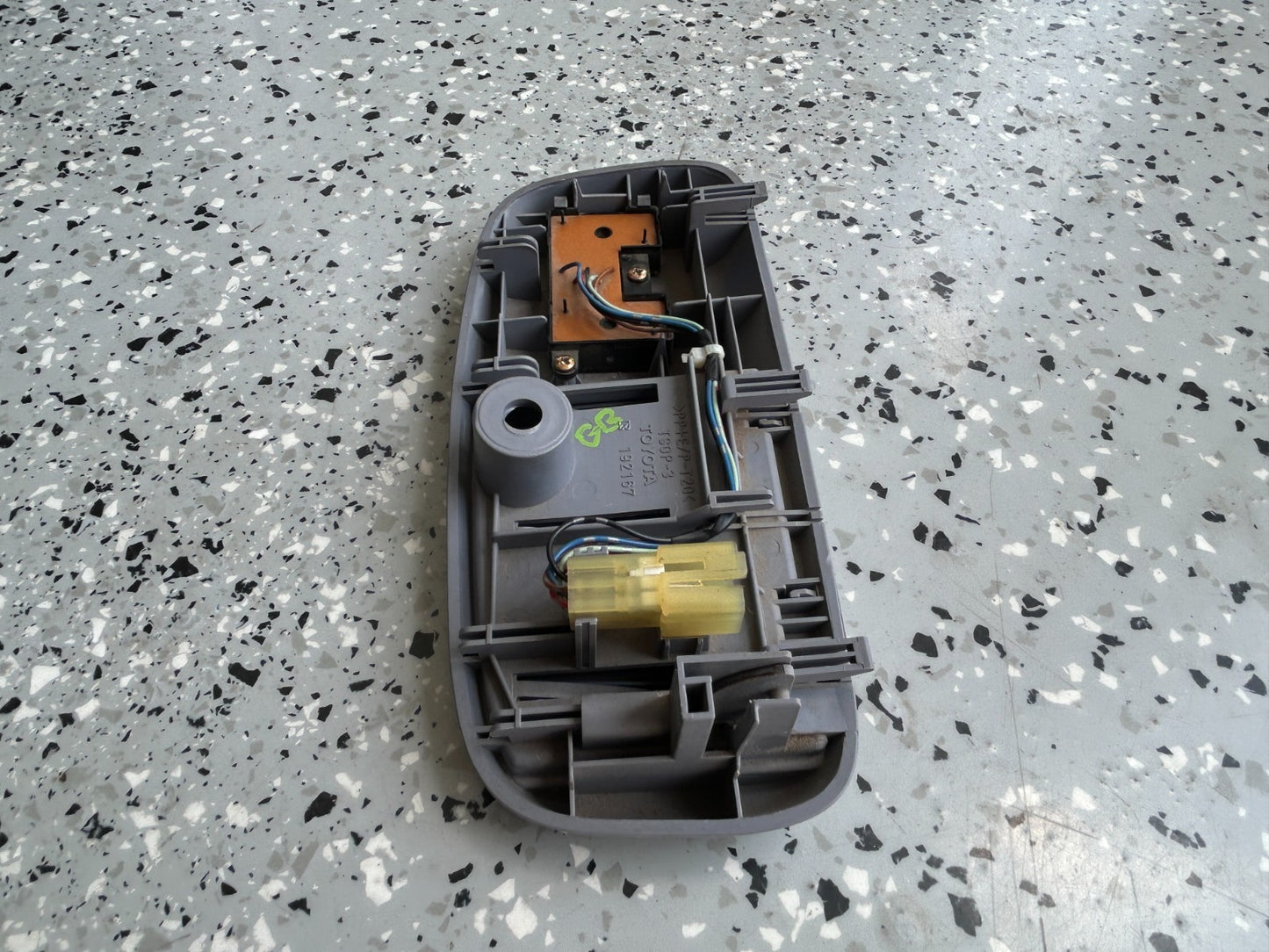 1996-1998 Toyota 4Runner Overhead Sunroof Switch Assembly OEM 84860-35020-E0
