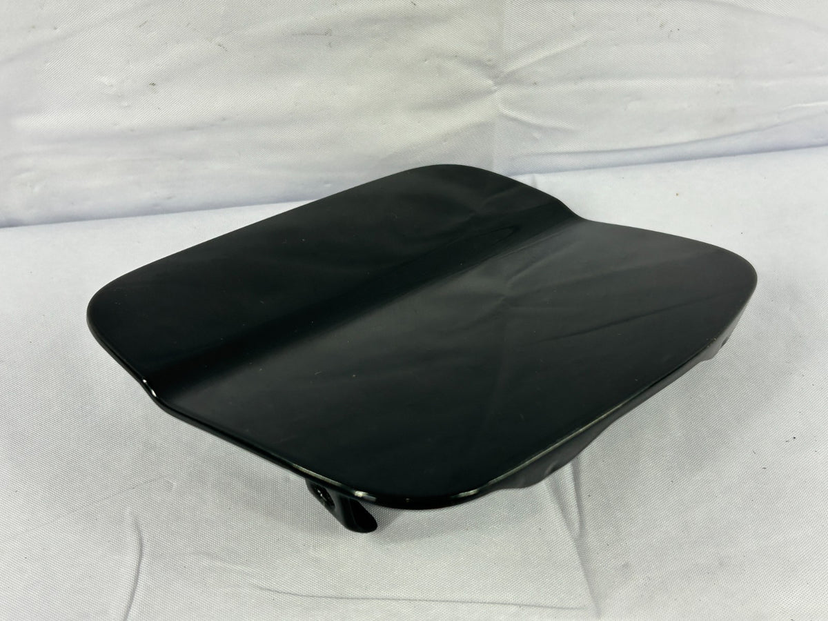 2003-2008 Subaru Forester Quarter Panel Fuel Gas Door Lid OEM 57601SA0009P