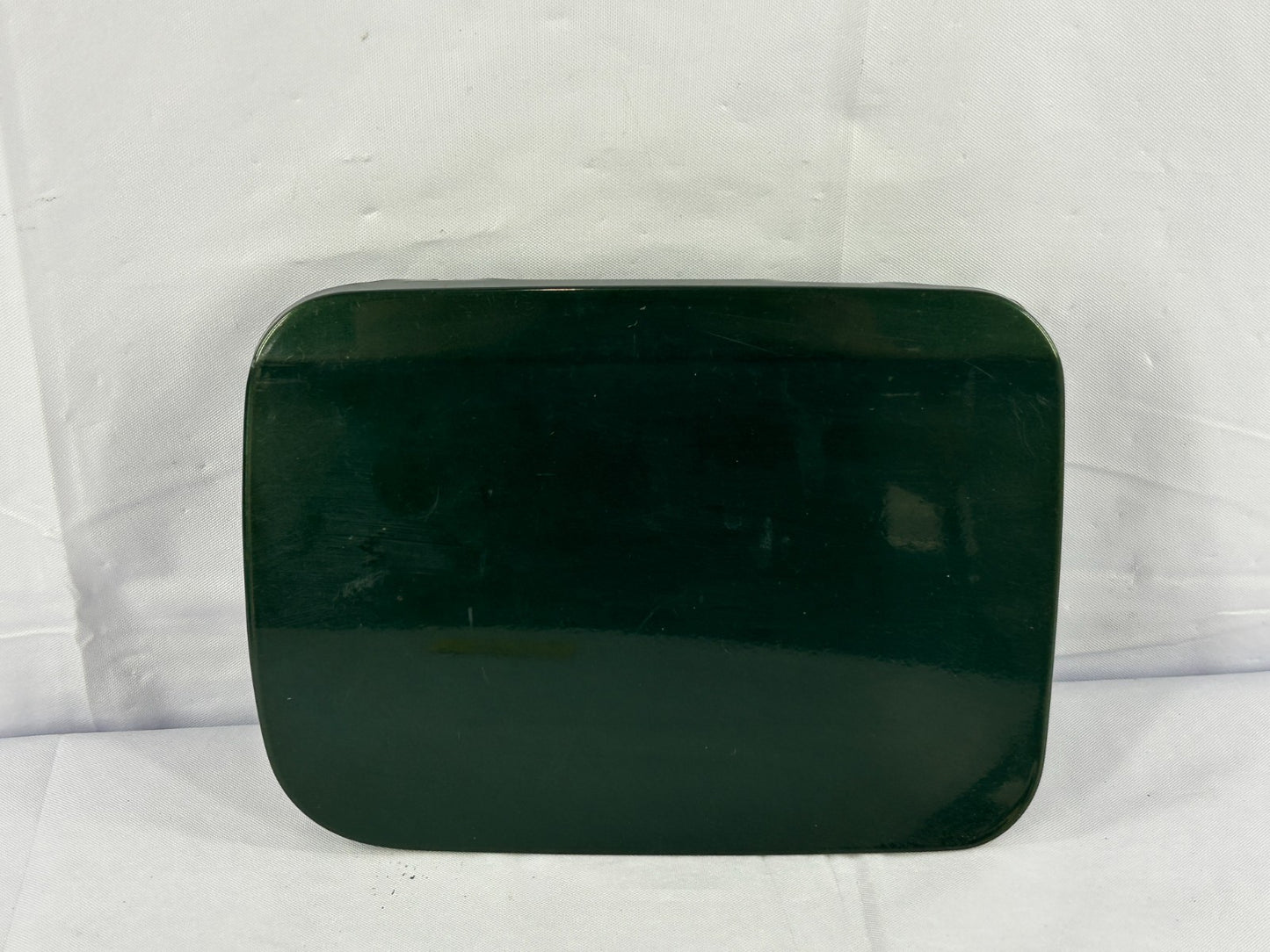 2000-2004 Subaru Legacy Outback Fuel Gas Tank Door Assembly OEM 57601AE030
