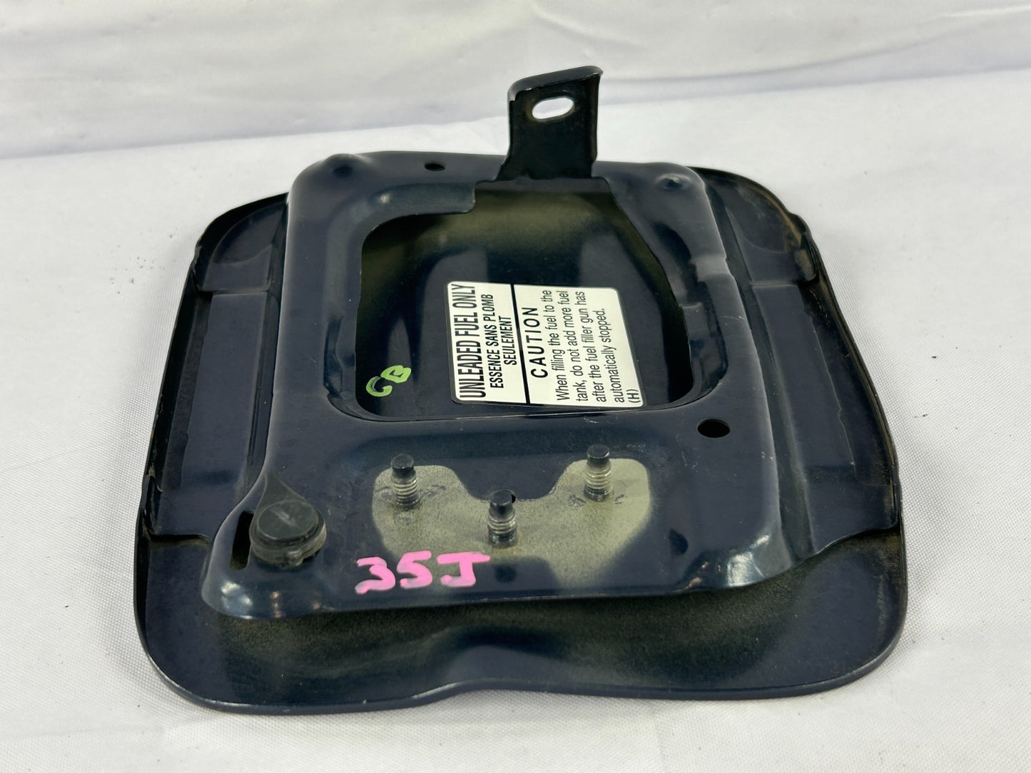 2003-2008 Subaru Forester Gas Fuel Tank Filler Door Lid Assy OEM 57601SA0009P