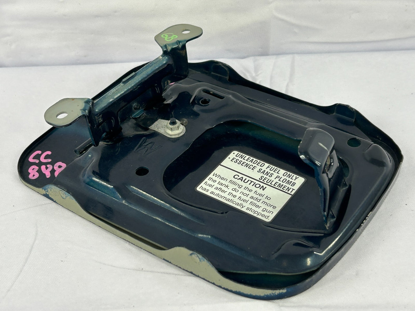 2000-2004 Subaru Legacy Outback Gas Fuel Tank Filler Door Lid OEM 57601AE020