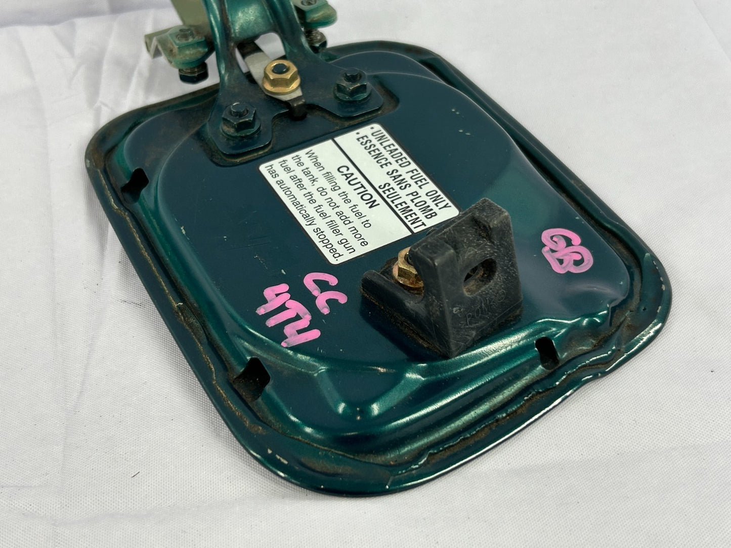 1996-1999 Subaru Outback Gas Fuel Tank Filler Door Lid Assembly OEM 57601AC000