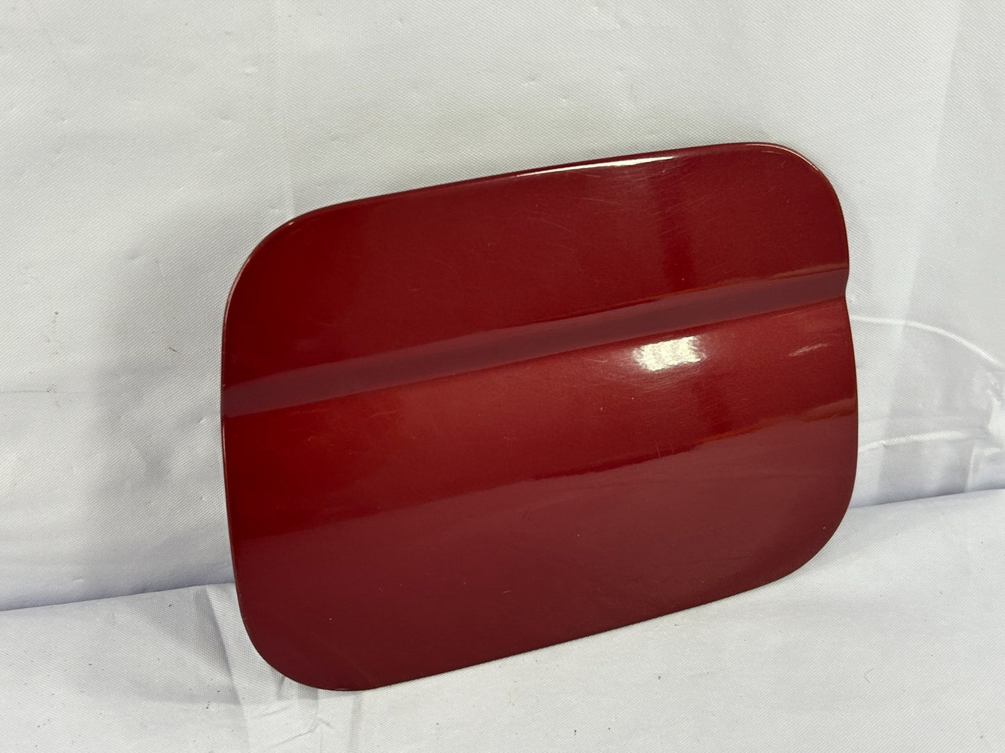 1996-1999 Subaru Outback Gas Fuel Tank Filler Door Lid Assembly OEM 57601AC000