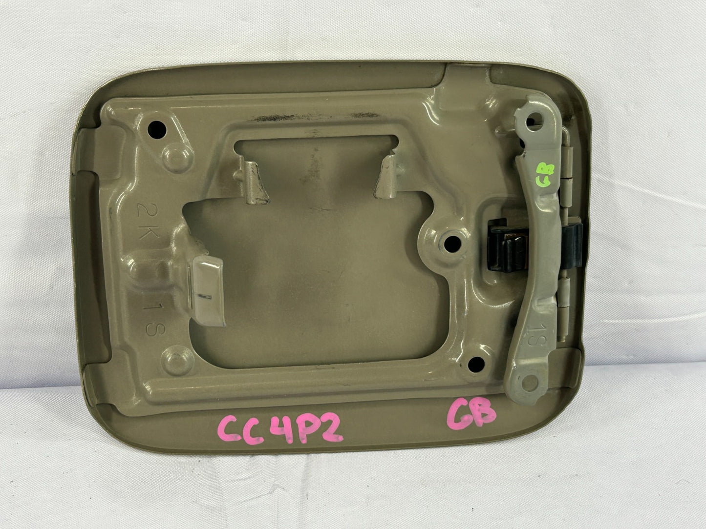 1999-2003 Lexus Rx300 Gas Fuel Tank Filler Door Lid Assembly OEM 77350-48011