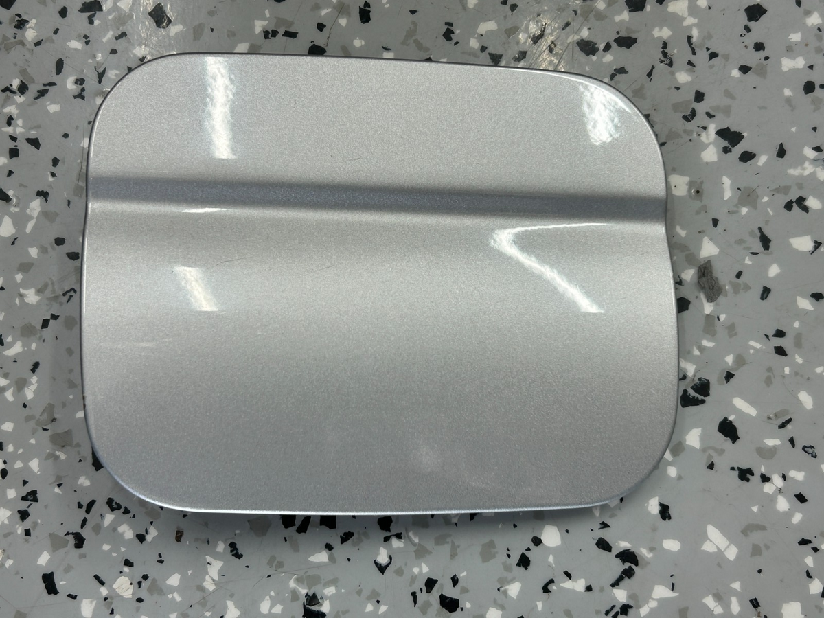 1995-1999 Subaru Legacy Sedan Gas Fuel Tank Filler Door Lid OEM 57601AC000