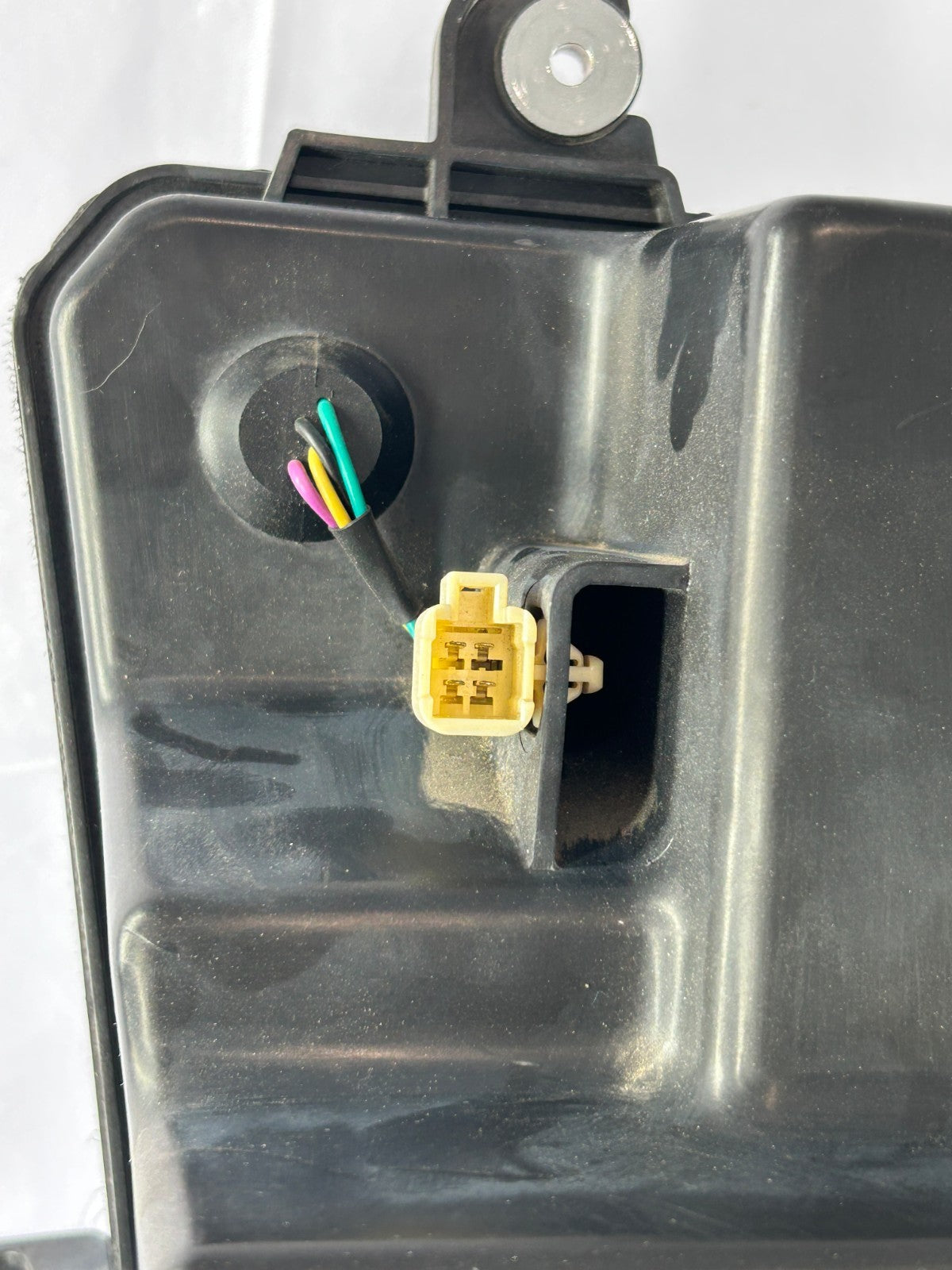2010-2014 Subaru Tribeca Audio Bass Subwoofer Speaker Assembly OEM 86301XA80A