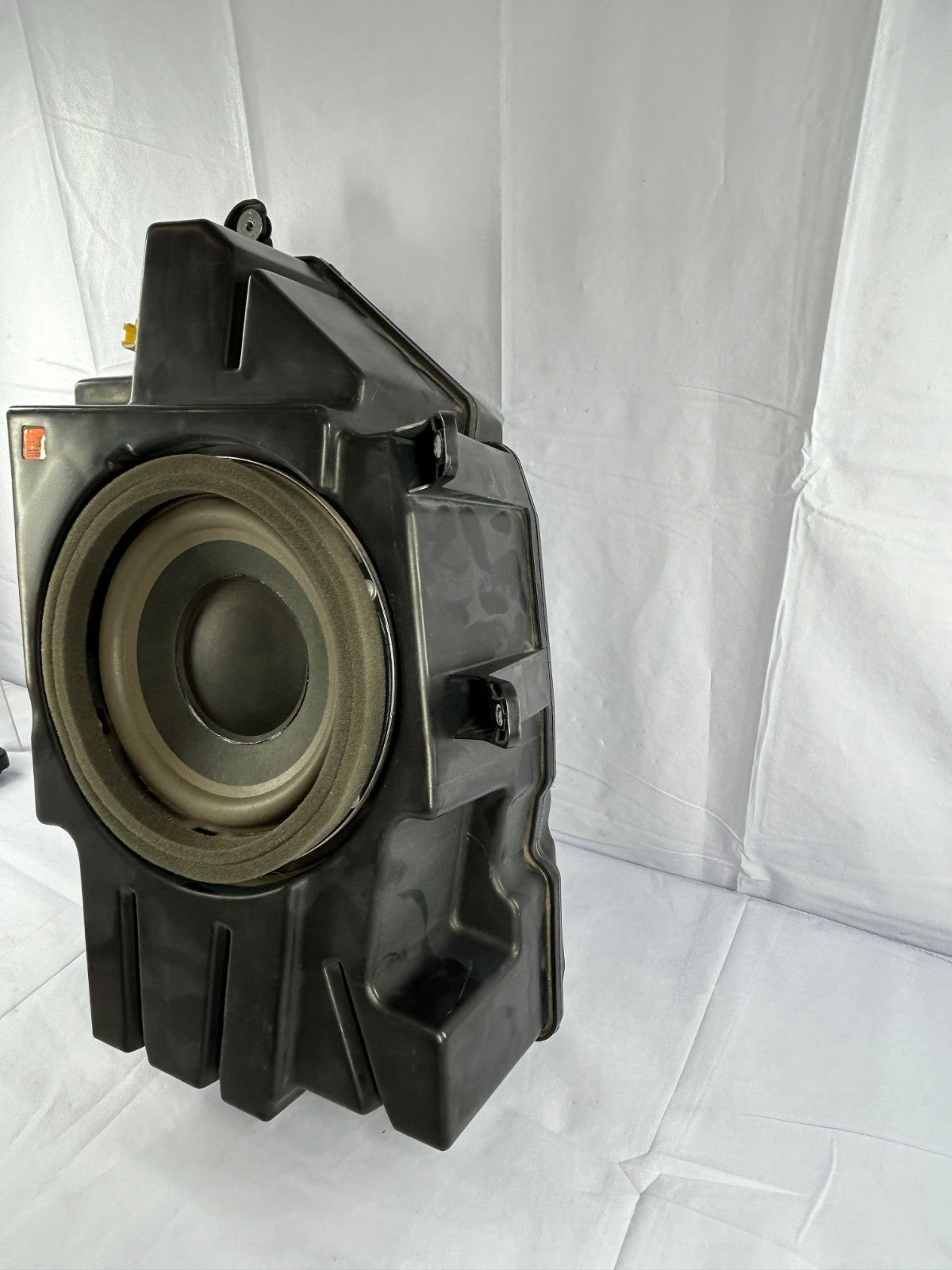 2010-2014 Subaru Tribeca Audio Bass Subwoofer Speaker Assembly OEM 86301XA80A