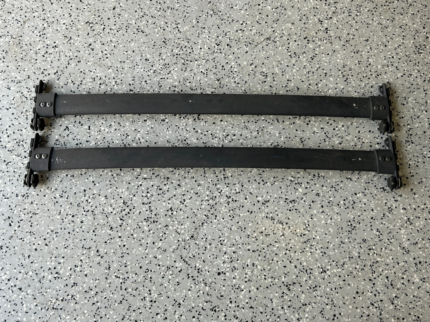 2004-2010 Toyota Sienna Roof Rack Luggage Carrier Cross Bar Set OEM 63409-AE010