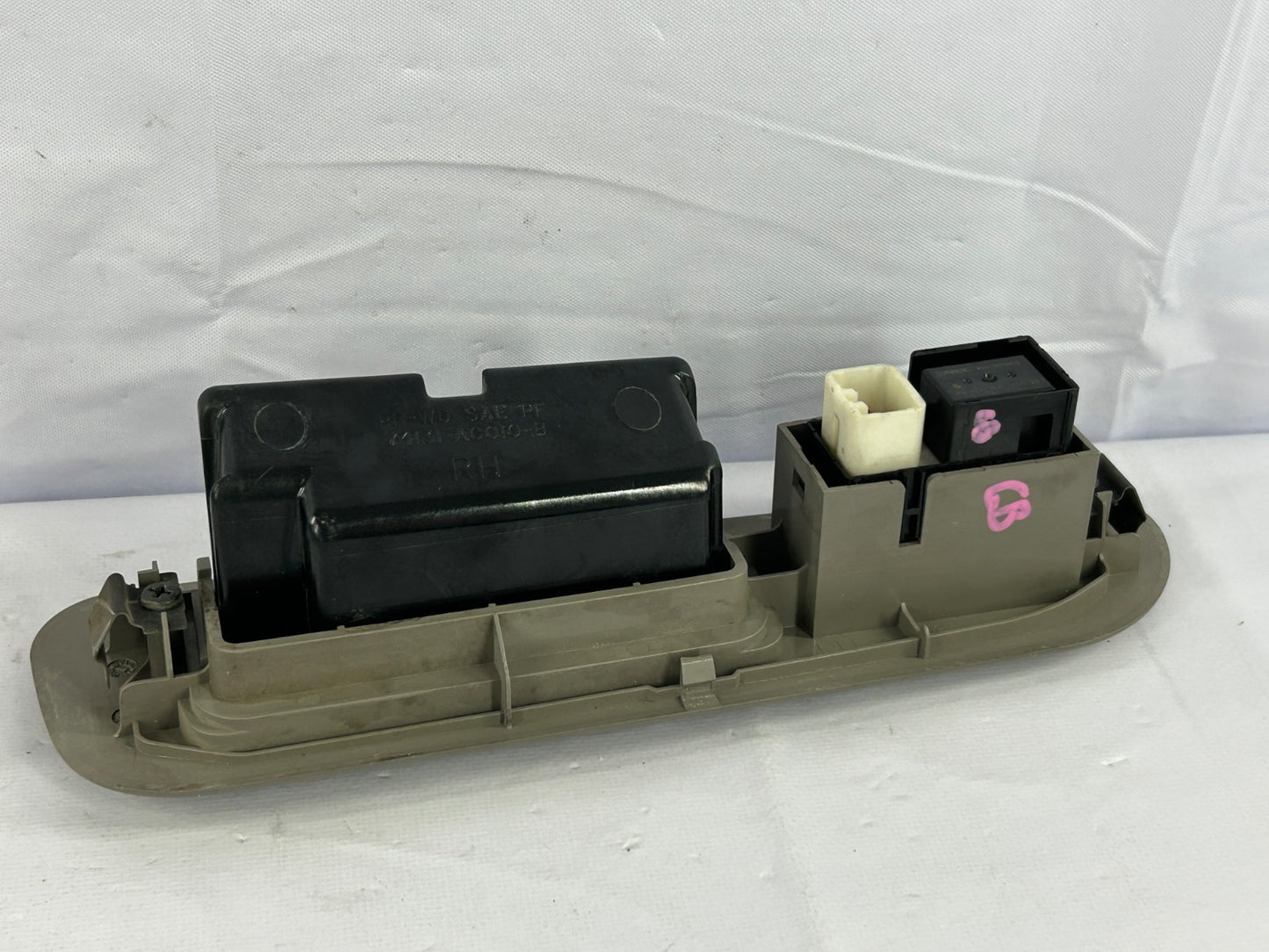 2001-2007 Toyota Sequoia Rear Right Power Window Switch Panel OEM 74203-0C010-B1
