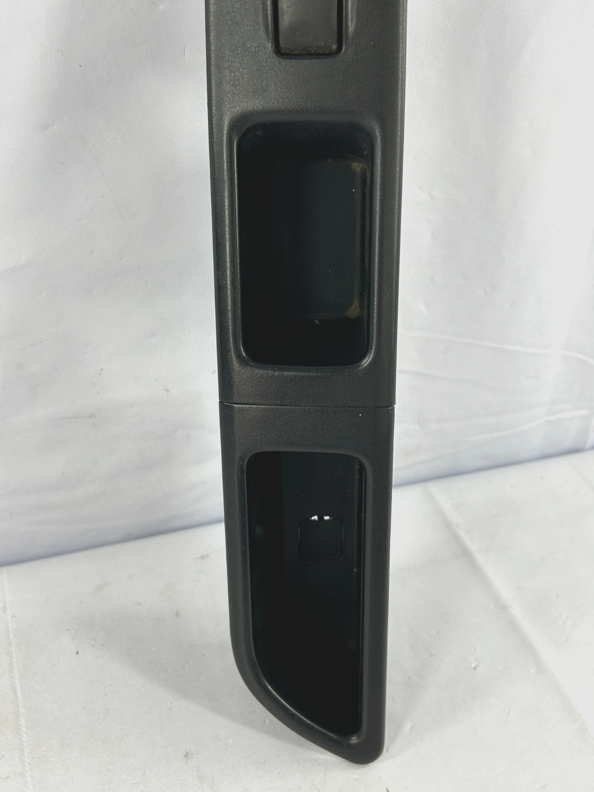 2003-2008 Subaru Forester Front Right Power Window Control Switch OEM 94266SA020