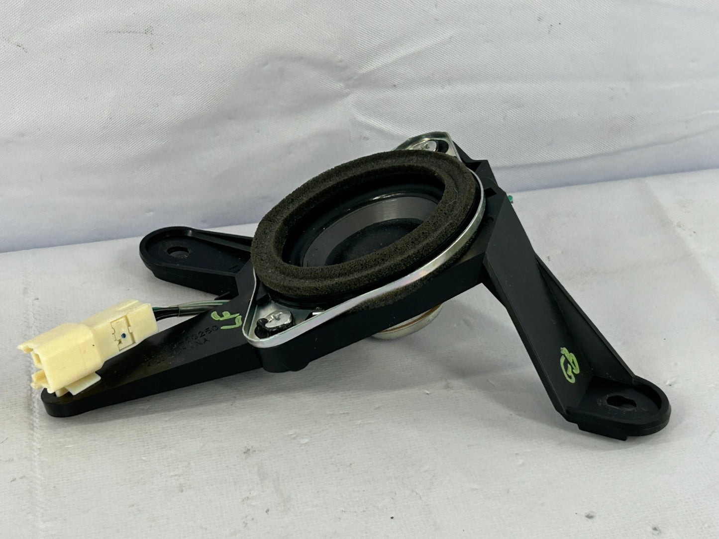 2006-2013 Lexus IS250 Front Left Driver Side Tweeter Speaker OEM 86160-53250