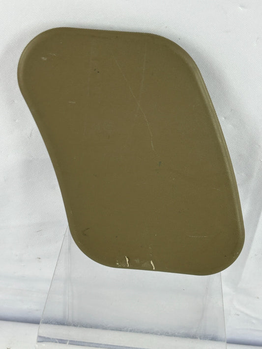 00-04 Subaru Outback Rear Right Access Tailgate Lamp Cap Cover OEM 94067AE140