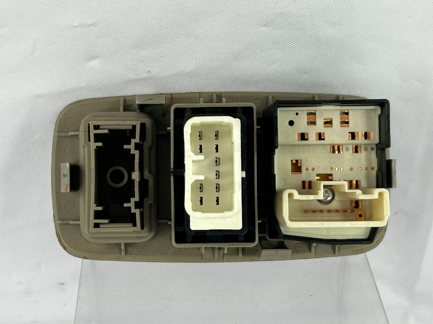 04-09 Toyota Sienna Door Mirror Switch & Rear Vent & Bezel OEM 55446-AE010-E0