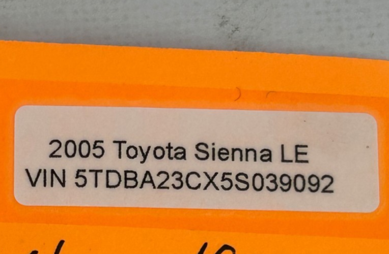 04-09 Toyota Sienna Door Mirror Switch & Rear Vent & Bezel OEM 55446-AE010-E0
