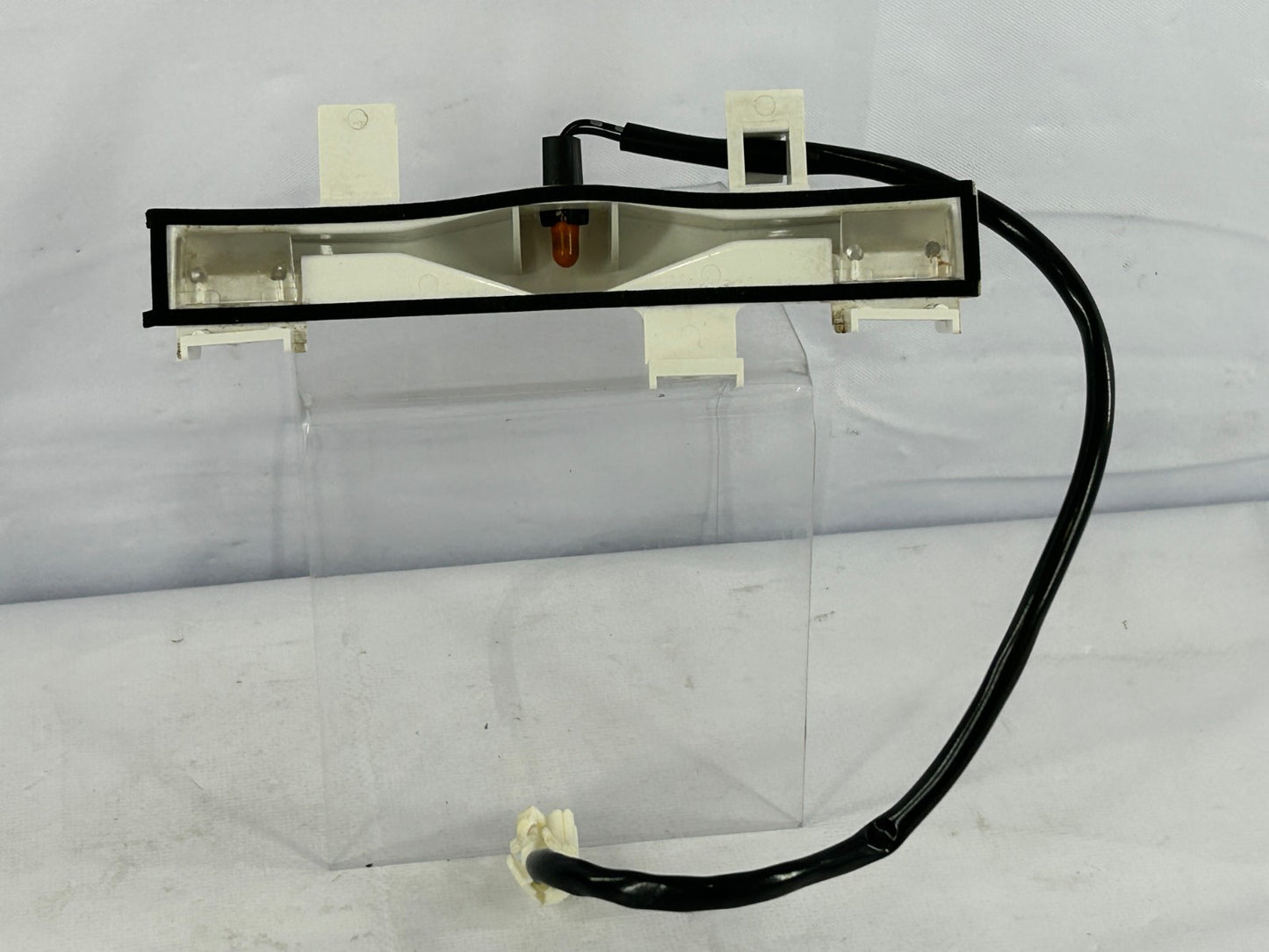 2003-2009 Toyota 4Runner Center Console Light Lamp Assembly OEM 58863-35010