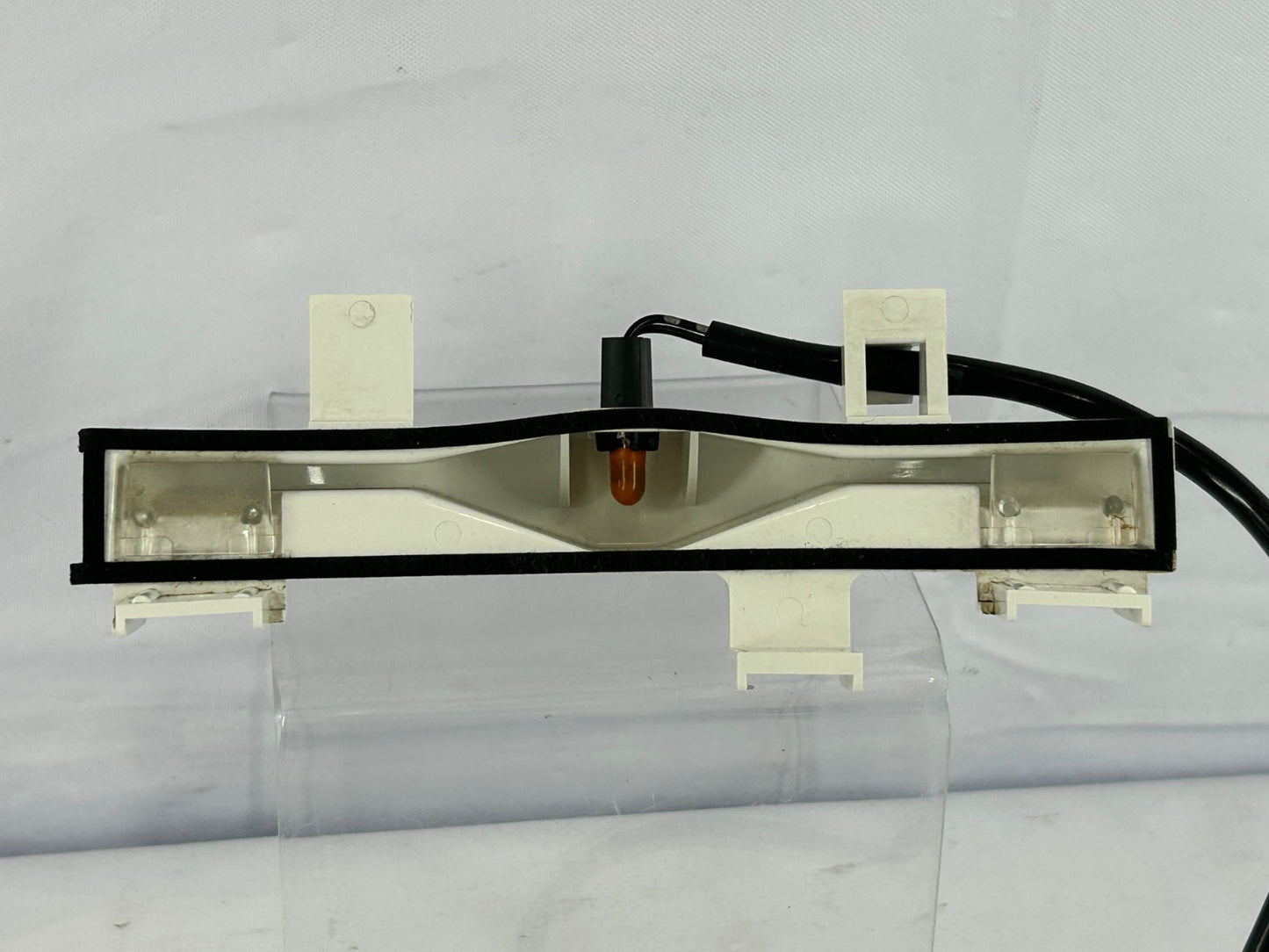 2003-2009 Toyota 4Runner Center Console Light Lamp Assembly OEM 58863-35010