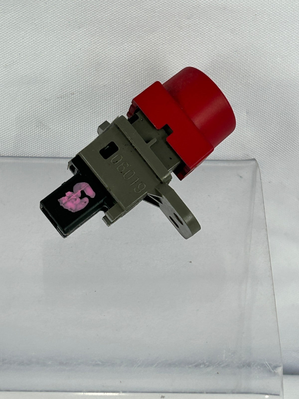 2005-2009 Subaru Outback Emergency Flasher Hazard Light Switch OEM 83037AG01B