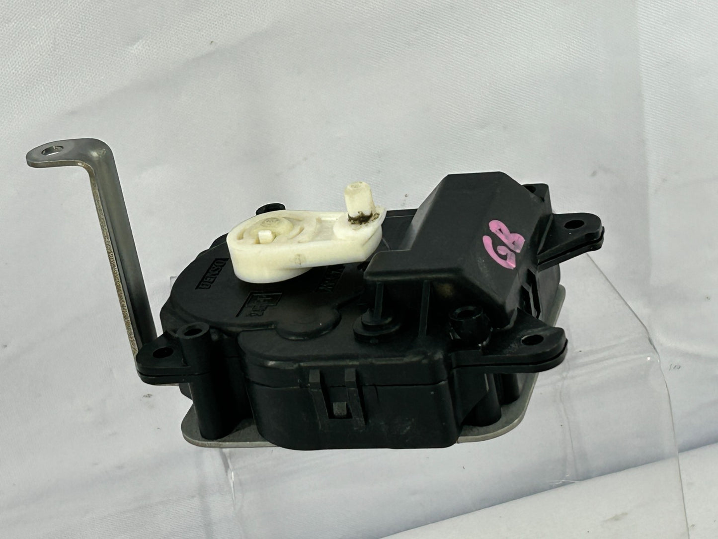2008 Subaru Tribeca AC Air Conditioning Heater Flap Actuator OEM 3800-102
