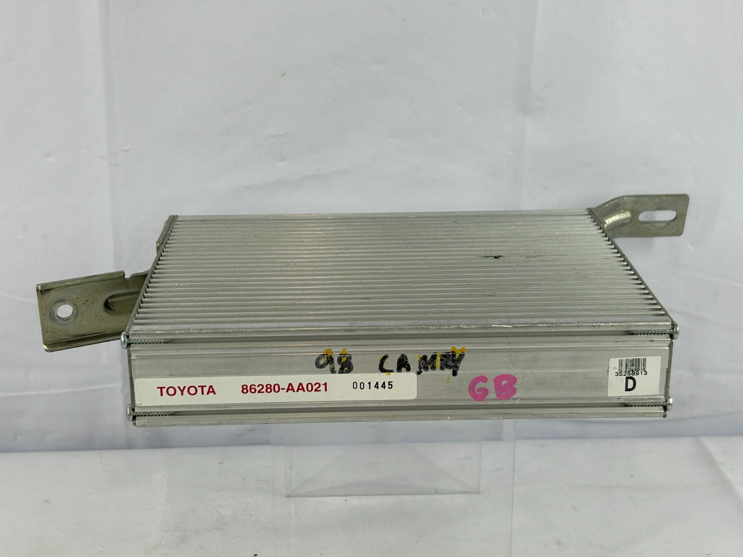 1998-1999 Toyota Camry Radio Amplifier Audio Amp Module Unit OEM 86280-AA021